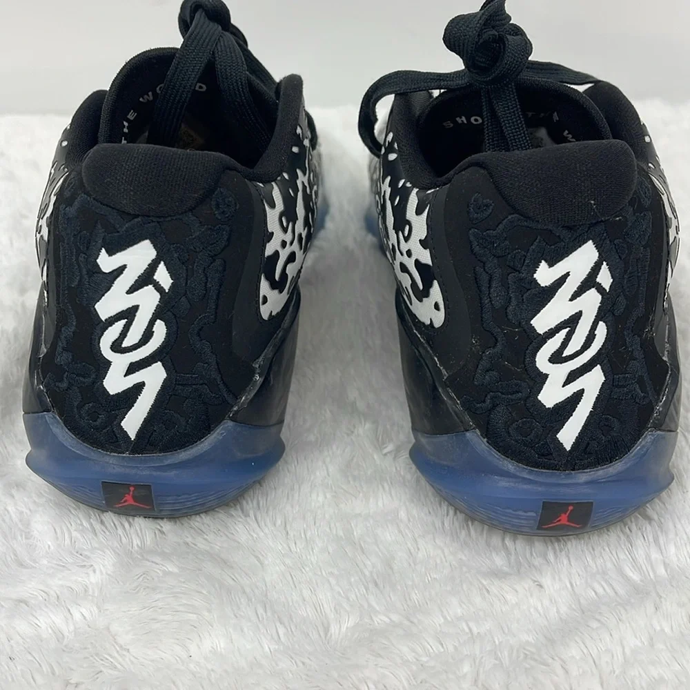 Nike JORDAN ZION 3 Black and White Athletic Shoes YOUTH SIZE 6